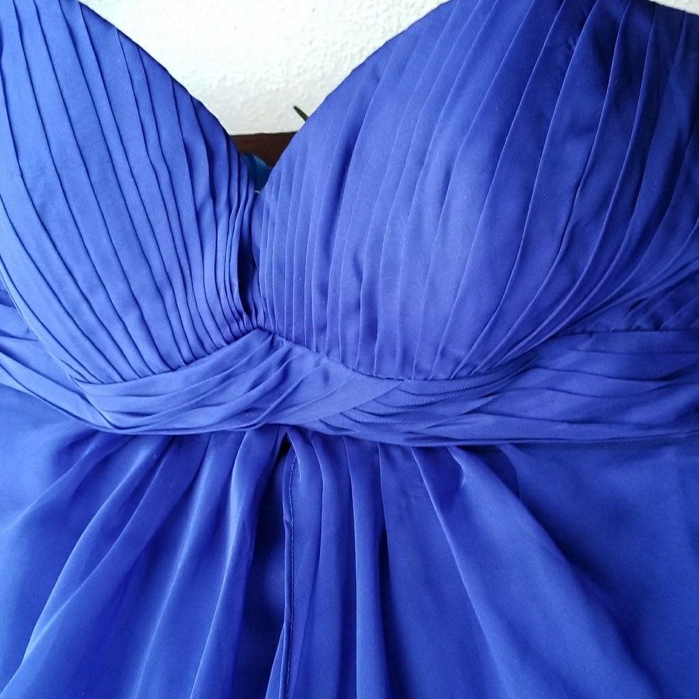 Elegant dress for prom or for a special occasion